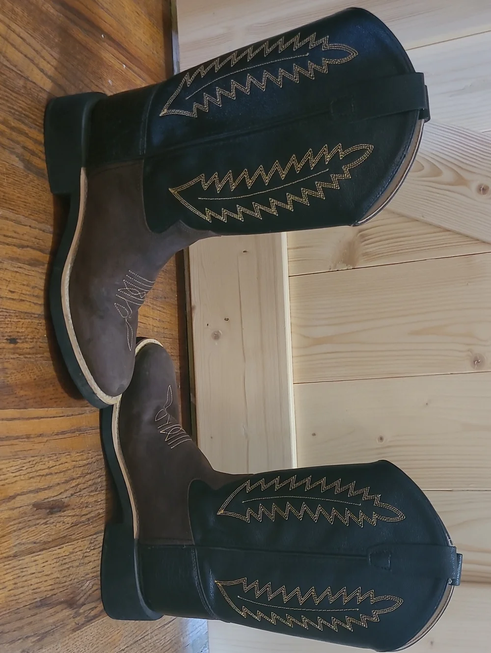 Old West Brown & Black Western Cowboy Boots with Gold Stitching